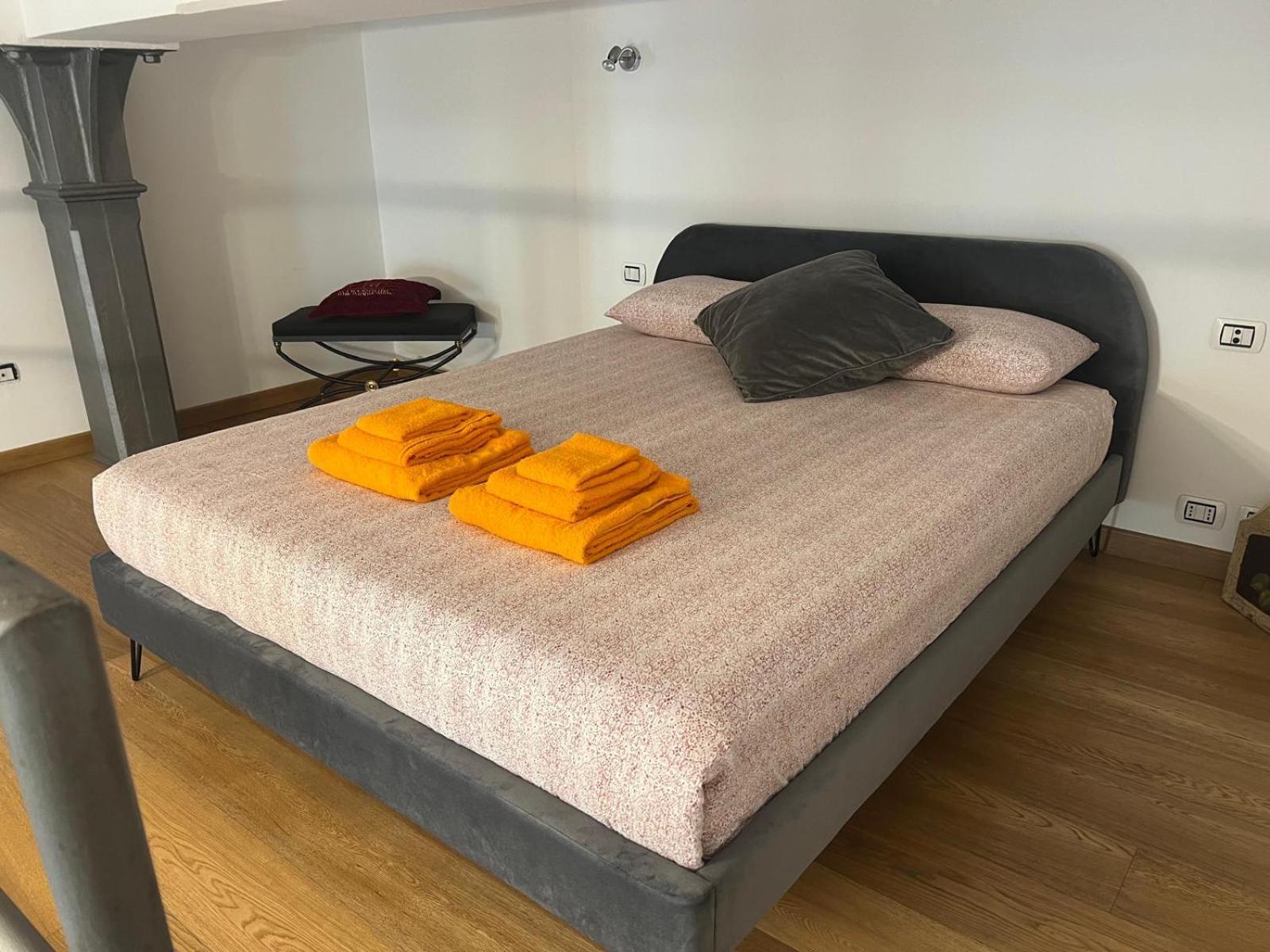 Apartamento Arco Della Pace Elegante Loft *